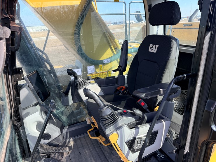 caterpillar-340-image-48