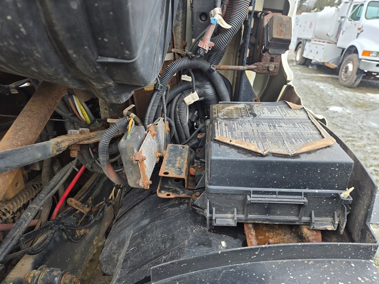 2006-caterpillar-c15-image-58