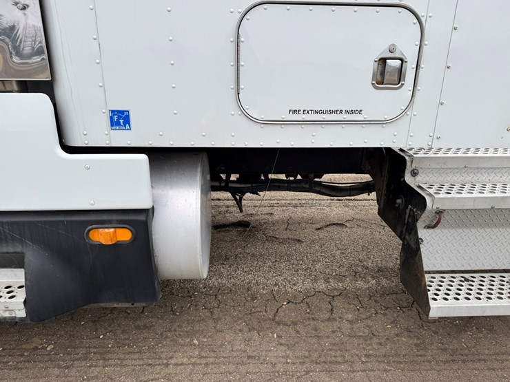 1995-kenworth-t600-image-14