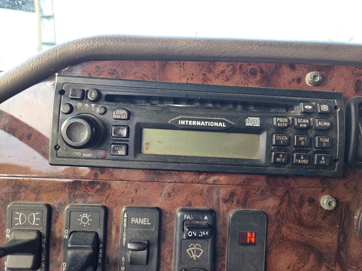 2005-caterpillar-c13-image-68