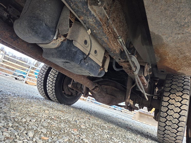 2018-ford-f550-xl-image-49