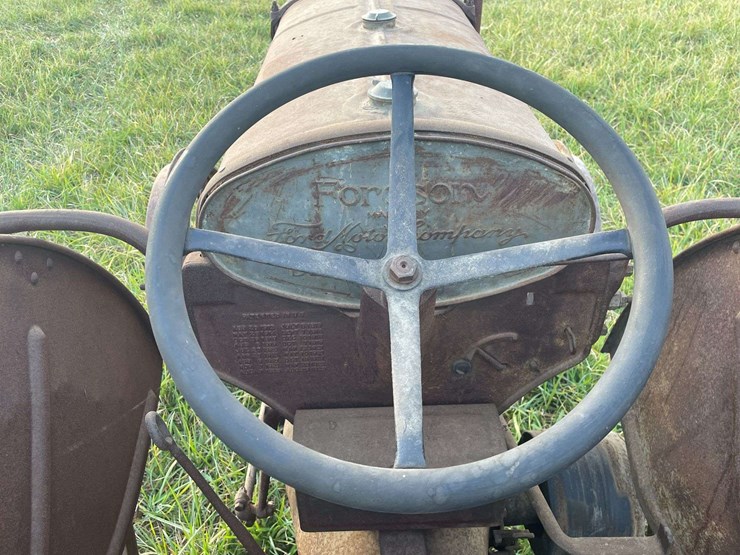 1927-fordson-tractor-image-42