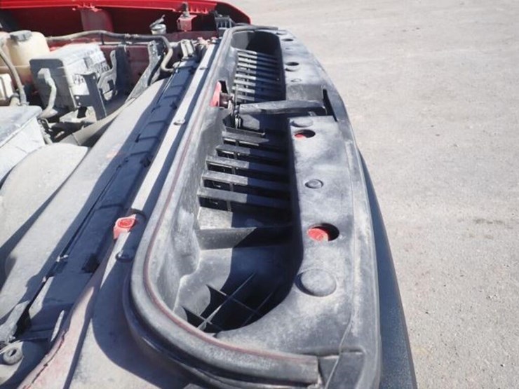 2022-chevrolet-2500hd-image-66