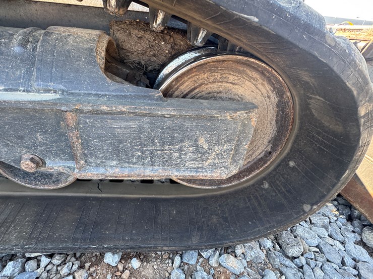 bobcat-t550-image-51