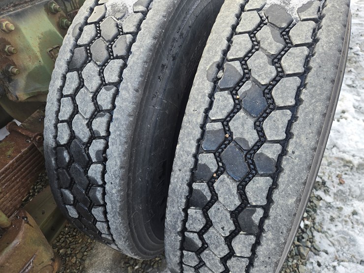 1992-massey-ferguson-8-image-83