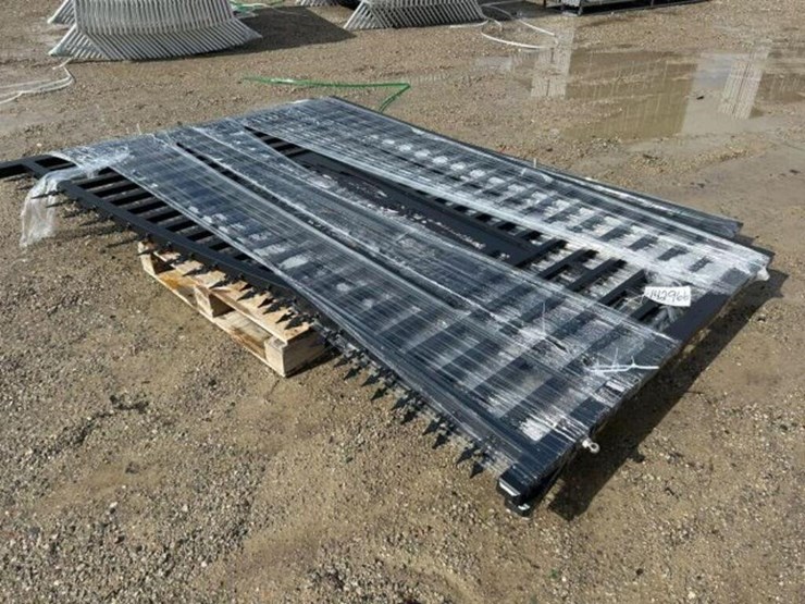 unused-(1)-set-of-greatbear-20-ft-dual-swing-image-5