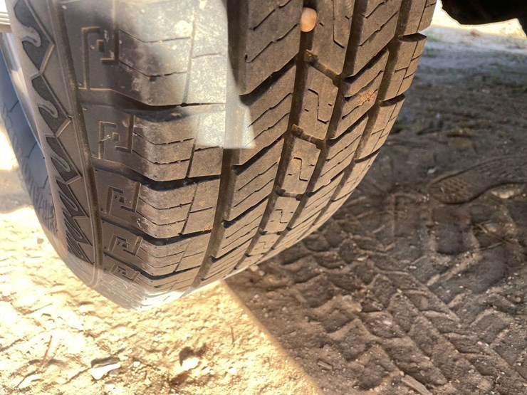 2024-chevrolet-express-2500-image-21