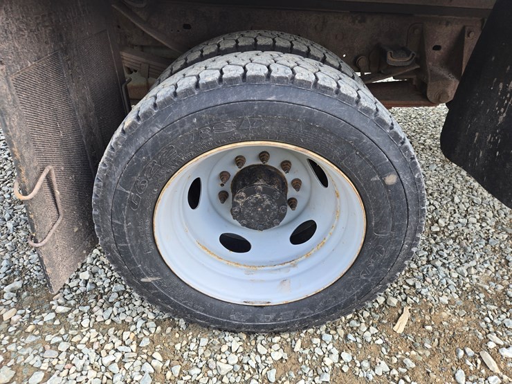 2008-ford-f550-image-58