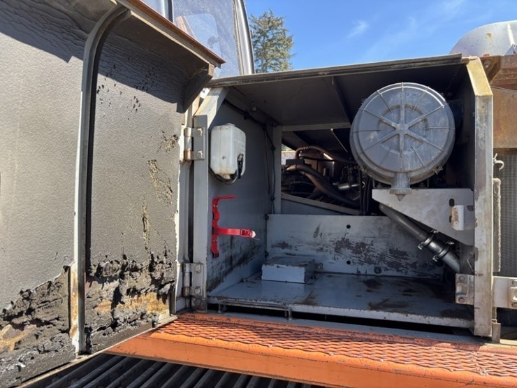 1998-hitachi-ex270-lc-5-image-24