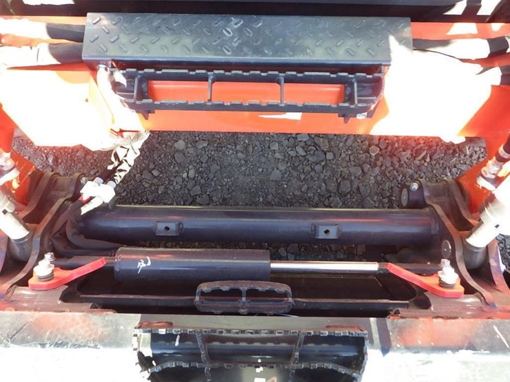 2024-kubota-svl75-3-image-18