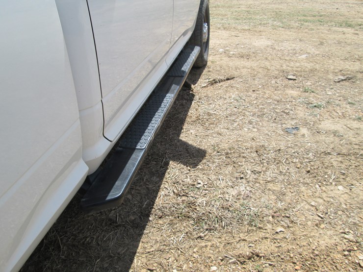 2012-dodge-2500-image-13