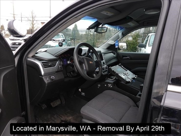 2017-chevrolet-tahoe-image-8