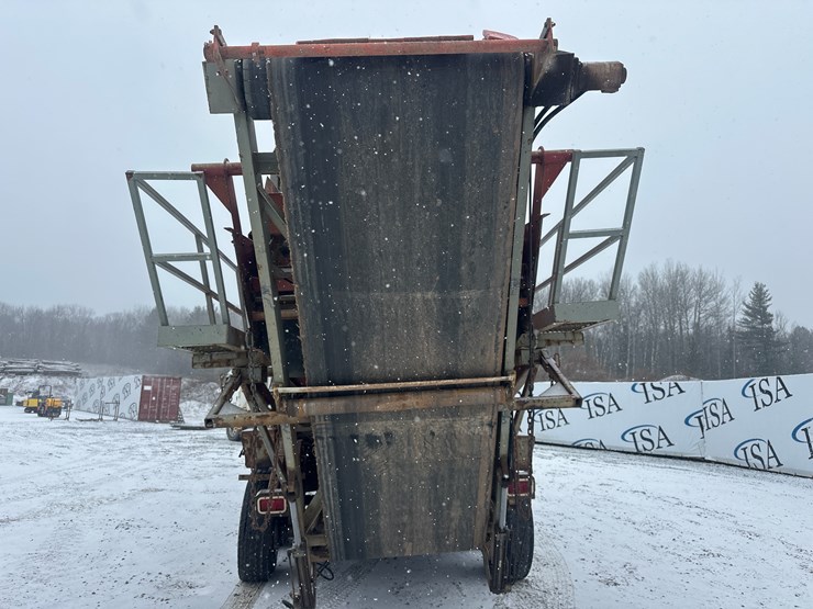 massey-ferguson-8-image-4