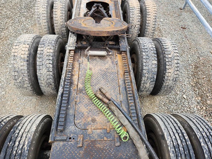 2006-kenworth-t800-image-25