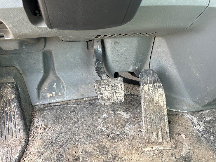 2017-kenworth-t680-image-91