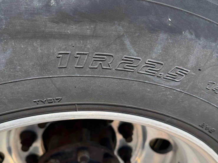 2018-freightliner-tandem-axle-trash-truck-image-13