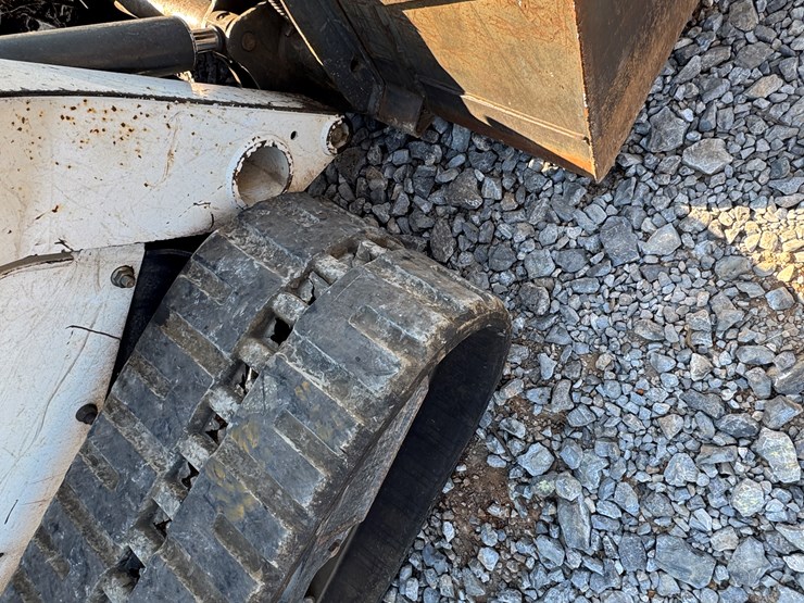 bobcat-t550-image-50