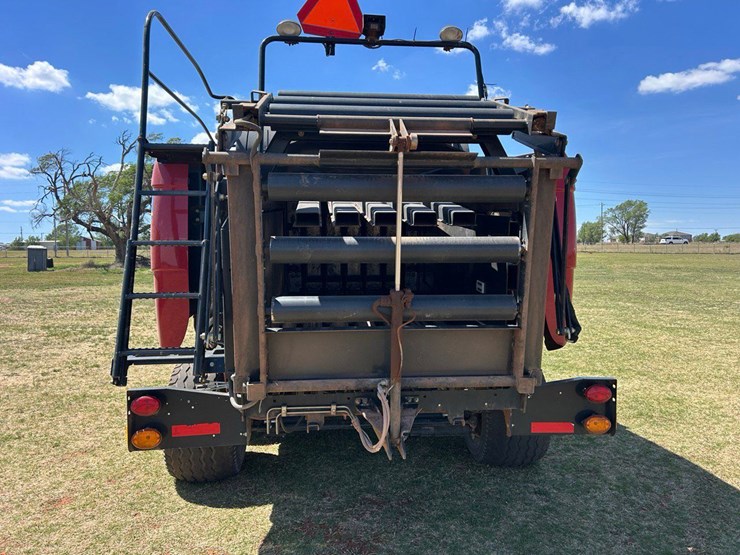 2014-new-holland-big-baler-340-image-4