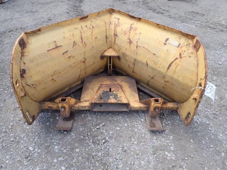 4-ft-v-plow-045366-image-4