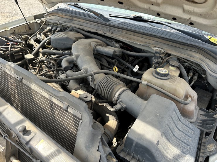 2008-ford-f350-image-25