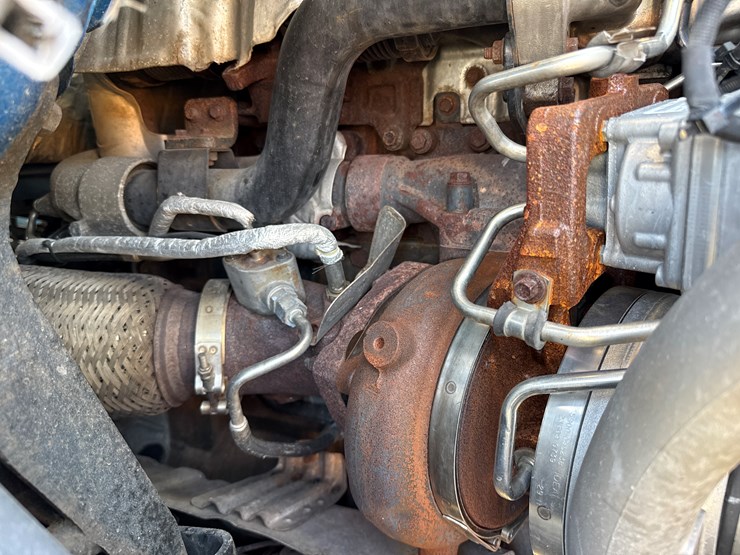 #2199-•-2020-international-a26-sleeper-cab-truck-tractor-image-61