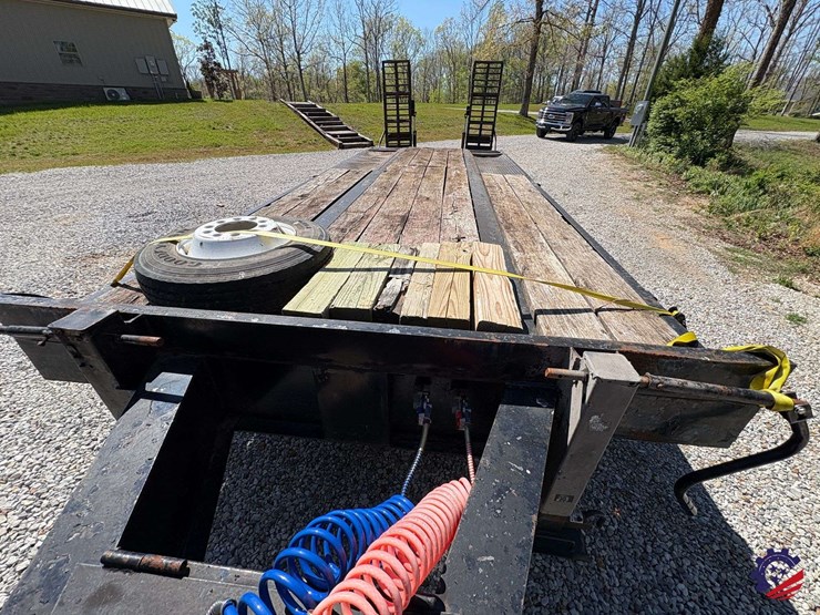 1998-cherokee-r20-20+5-dual-t/a-tag-trailer-image-62