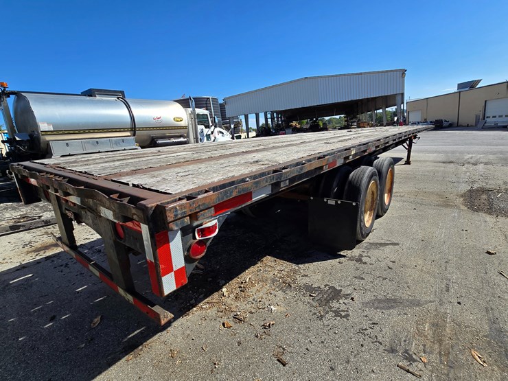 1986-utility-flatbed-image-19