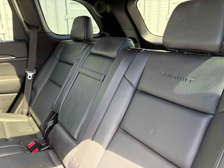 2015-jeep-grand-cherokee-image-13