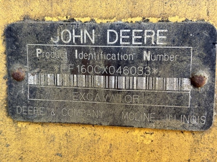 2006-deere-160c-image-2