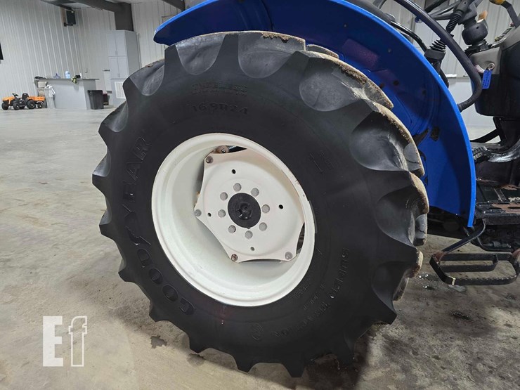 new-holland-tn75a-image-29