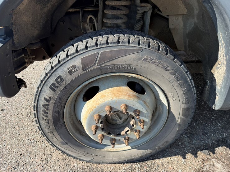 2012-ford-f550-xl-image-47