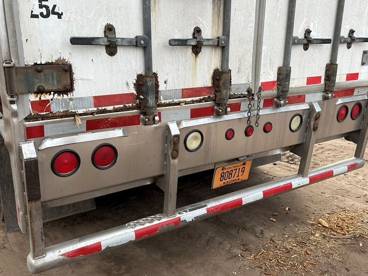 2000-wilkens-walking-floor-image-39