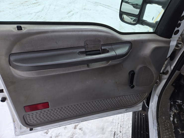 2001-ford-f350-image-48