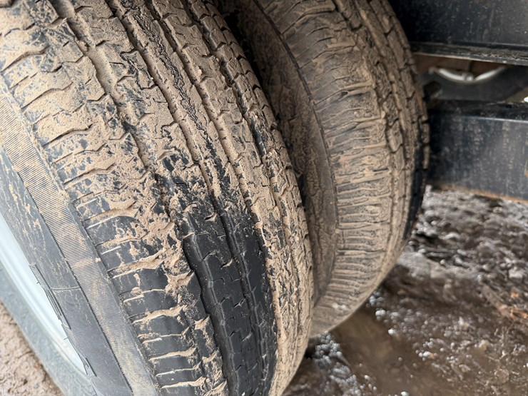 2024-massey-ferguson-8-image-9