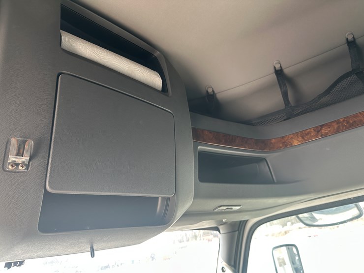 2017-international-lt-image-37