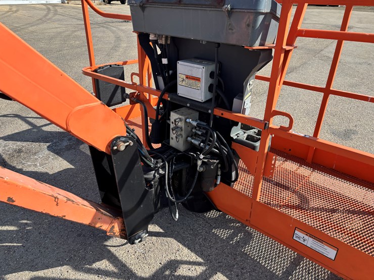 2007-jlg-1350sjp-image-44