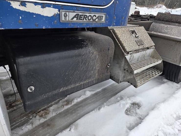 2003-kenworth-t800-image-21