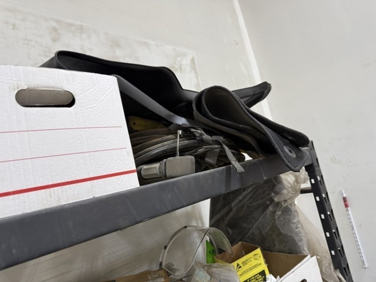 caterpillar-335-image-32