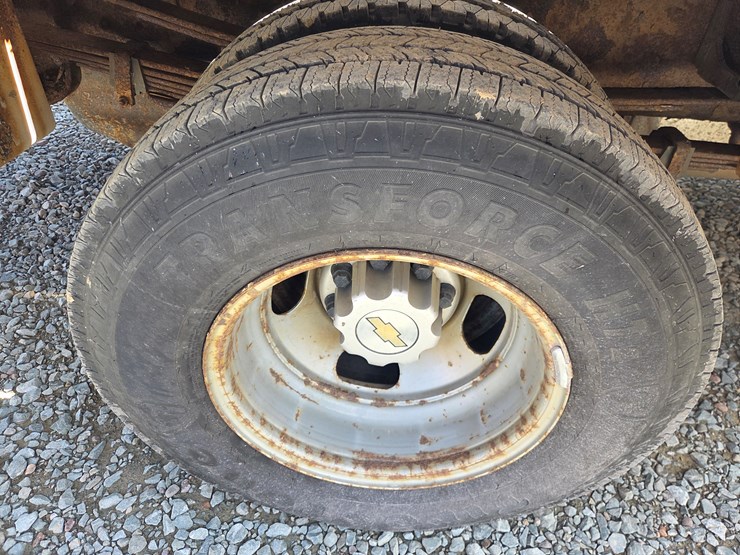 2003-chevrolet-3500-image-55