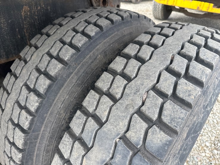 1986-mack-dm686s-image-53