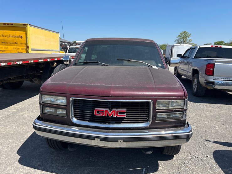 1994-gmc-sierra-1500-image-2