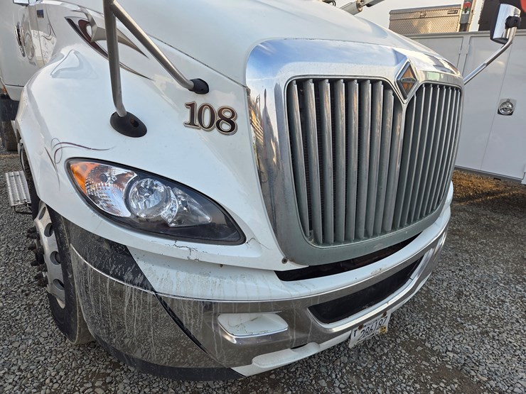 2013-international-prostar-image-9