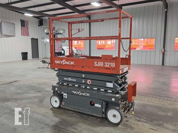 2018-skyjack-sjiii3219-image-4