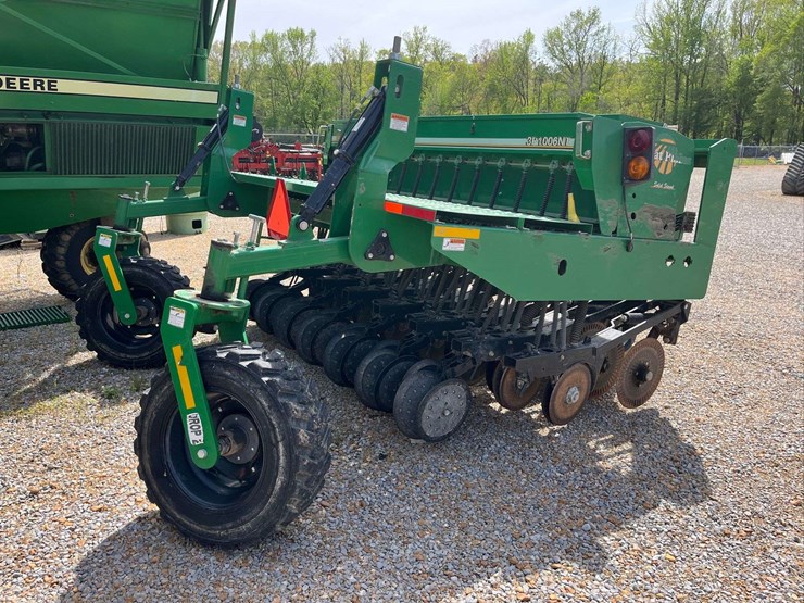 2010-great-plains-3p1006nt-image-16