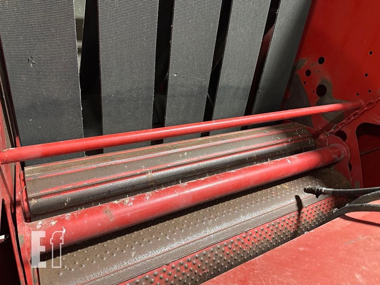 2015-new-holland-roll-belt-450-image-14