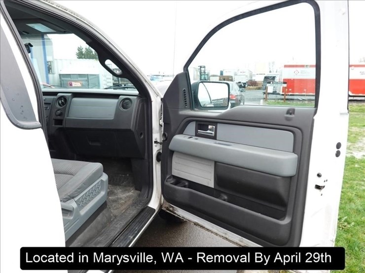 2014-ford-f150-xl-image-22