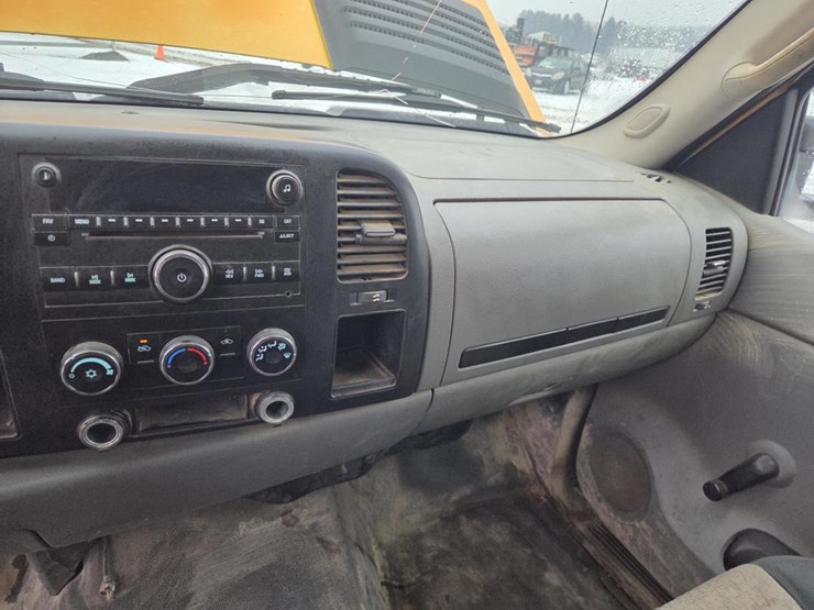 2008-chevrolet-2500-image-41