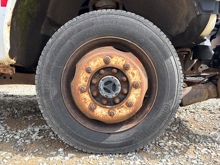 2011-ford-f350-image-51