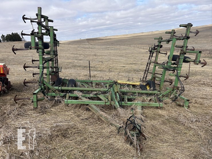 john-deere-1000-image-2