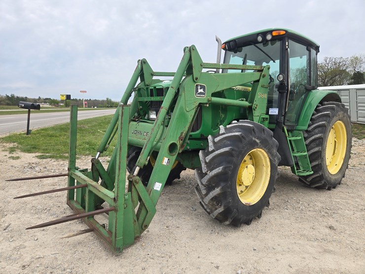 john-deere-7220-image-2
